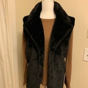 COPY - NWT Renvy Faux Fur Vest by Saks 5th Avenue (Black)